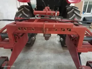 Cultivador para viña, hidráulico.