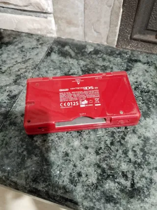 Nintendo ds lite roja Leer descripción