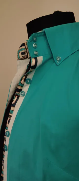 Camisa italiana de mujer. RUSH .Talla M/38 Turques