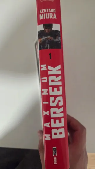 Reedición maximum berserk n.1