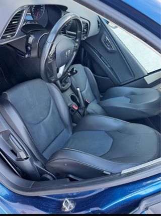 SEAT Leon 2014.