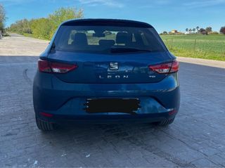 SEAT Leon 2014.
