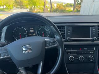 SEAT Leon 2014.
