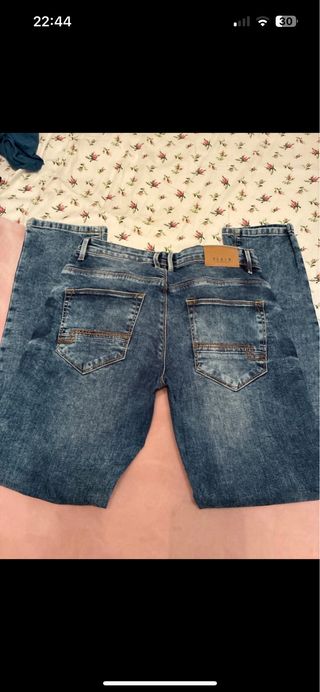 Pantalón vaquero azul talla 38