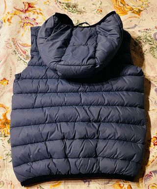 Chaleco Benetton azul 6-7 años