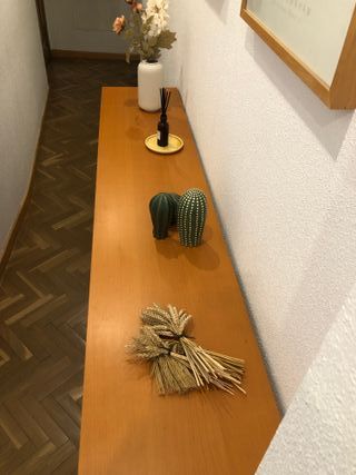 Mueble aparador madera y cristal