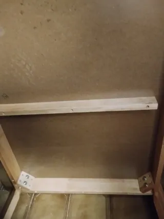 Mesa de comedor de madera