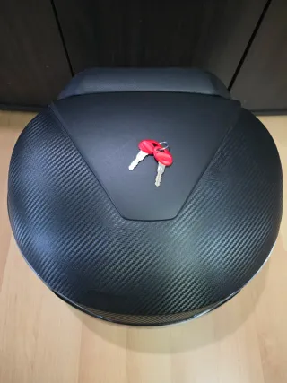 Maleta y Soporte SHAD Honda Hornet 750