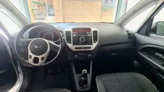Kia Venga monovolumen compacto 5 ptas