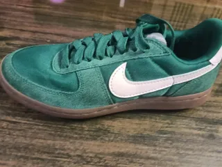 Zapatillas Nike Field Marrones y Verdes