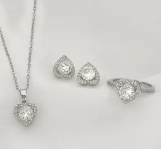 Juego Acero: Colgante, Pendientes y Anillo