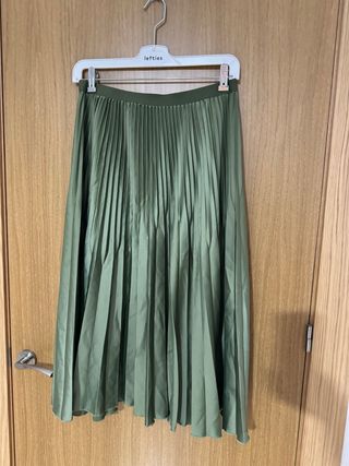Falda plisada verde midi muy elastica