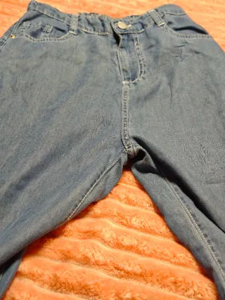 Pantalones vaqueros anchos