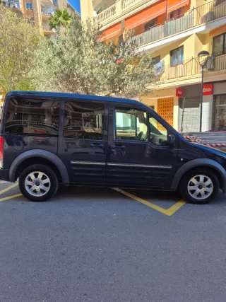 Ford Tourneo Connect 2012