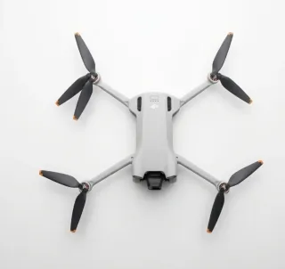 Dron DJI Mini 3 (1.5h vuelo) + Maletín