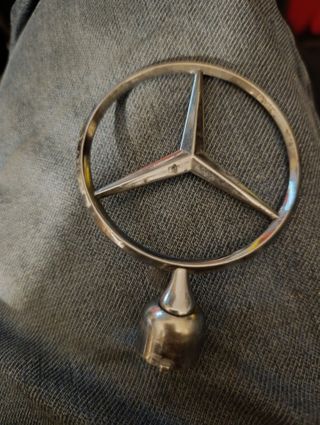 Estrella Mercedes Benz W124