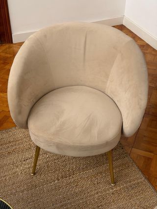 Conjunto de Butacas y Mesa Auxiliar