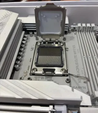 Placa Base X870 Aorus Elite WiFi7 ICE