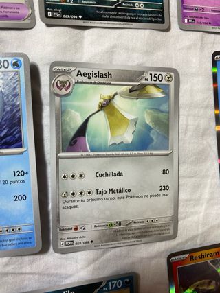 Lote 8 Cartas Pokémon - Suicune & Reshiram Holo