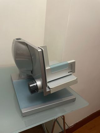 Cortadora de alimentos Bosch plateada