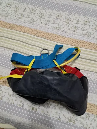 Arnés barrancos Petzl