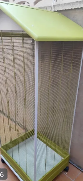 ¡Jaula grande para pájaros en perfecto estado!