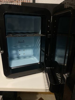 Mini nevera Enventor habitación
