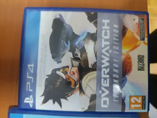 Consola PS4 Pro + 4 Mandos y Juegos