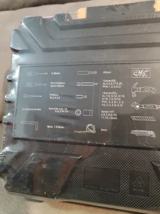 Caja de herramientas DEKO