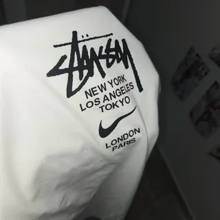 Camiseta Stussy Blanca