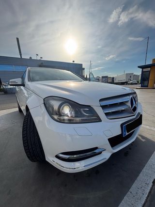 Mercedes-Benz C 200 2012