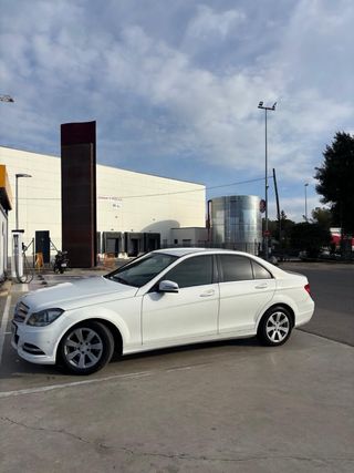 Mercedes-Benz C 200 2012