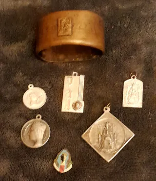 Medallas antiguas de Montserrat