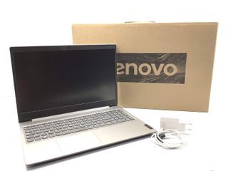 pc portatil lenovo 81w1, amd 3020e, 8gb ram, 256gb ssd, grafica compartida