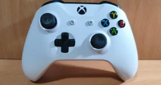 Mando Xbox One S IMPECABLE