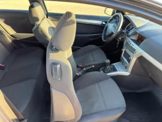 Opel Astra H GTC 150 Sport