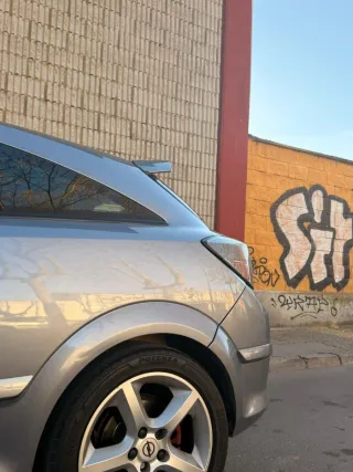 Opel Astra H GTC 150 Sport