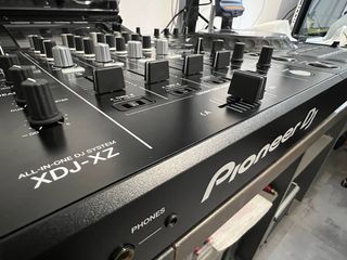 Pioneer DJ XDJ-XZ