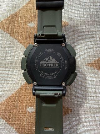 Reloj Casio Pro Trek Verde Solar Triple Sensor