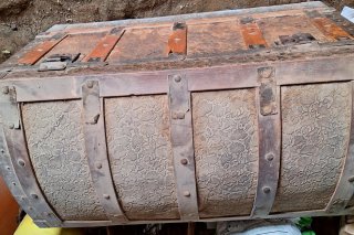 Bauli antichi in legno e metallo
