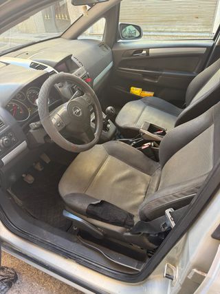 Opel Zafira 2005