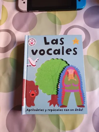 Libro aprende las vocales