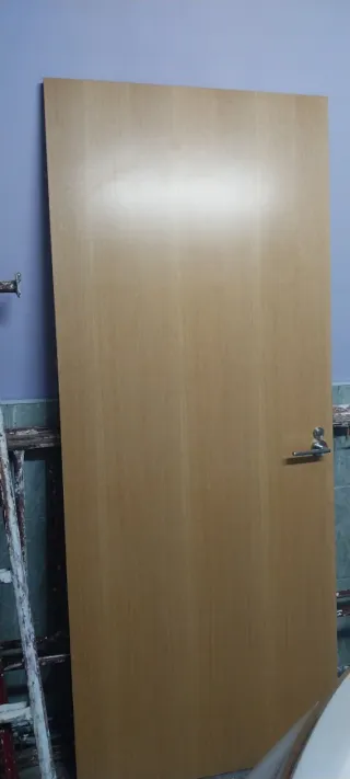 Puerta maciza de roble