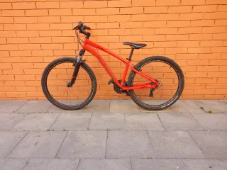 Bicicleta Rockrider ST100 Roja