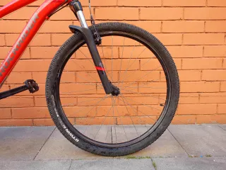 Bicicleta Rockrider ST100 Roja