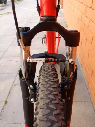 Bicicleta Rockrider ST100 Roja