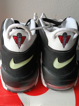 zapatillas baloncesto Nike Air More Uptempo talla