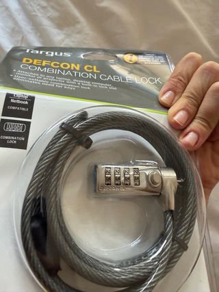 Candado con cavo combinazione Targus DEFCON CL