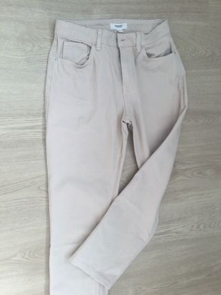 Pantalón beige