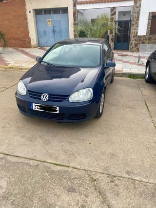 Volkswagen Golf 2004